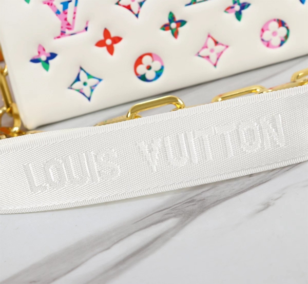 ルイヴィトンバッグ角部分ディテール